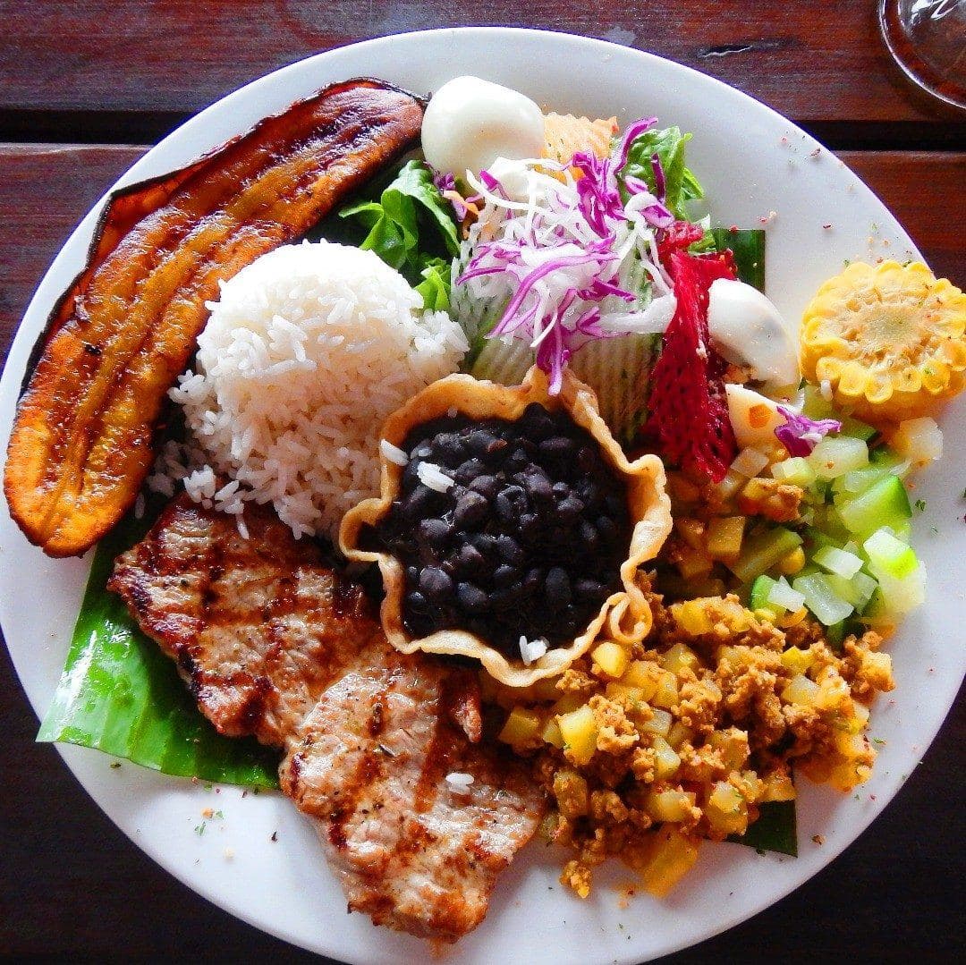 A casado, the classic Costa Rican plate