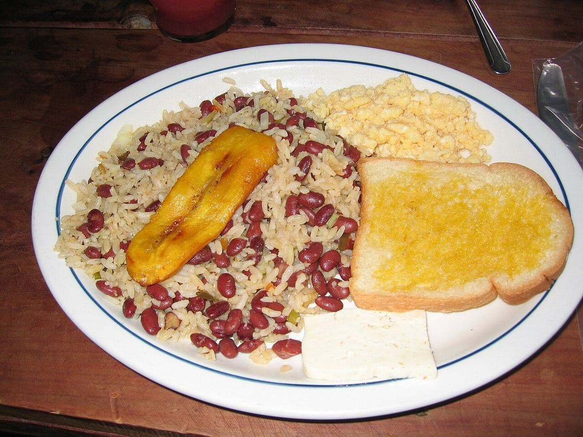 Gallo pinto breakfast with coffee