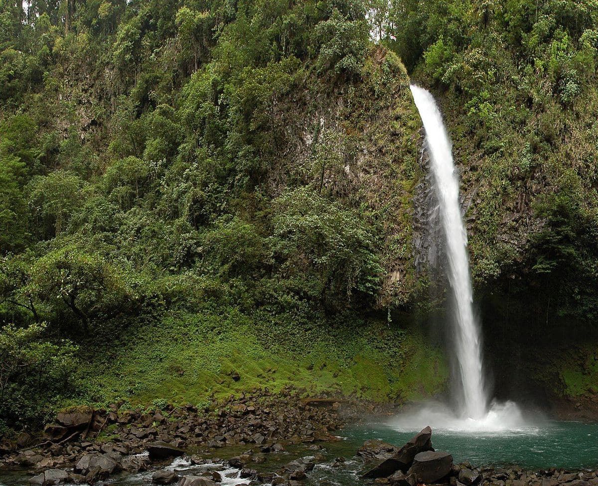 La Fortuna Waterfall dropping into its green canyon